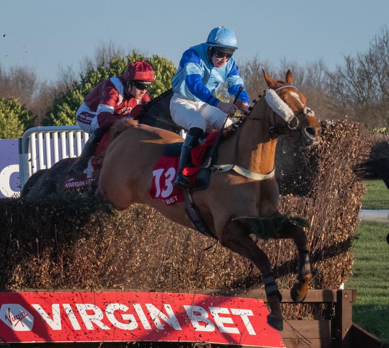  Winner of the 2025 Great Yorkshire Chase Docpickedme, ridden by jockey Charlie Maggs and trained by Richard Hobson