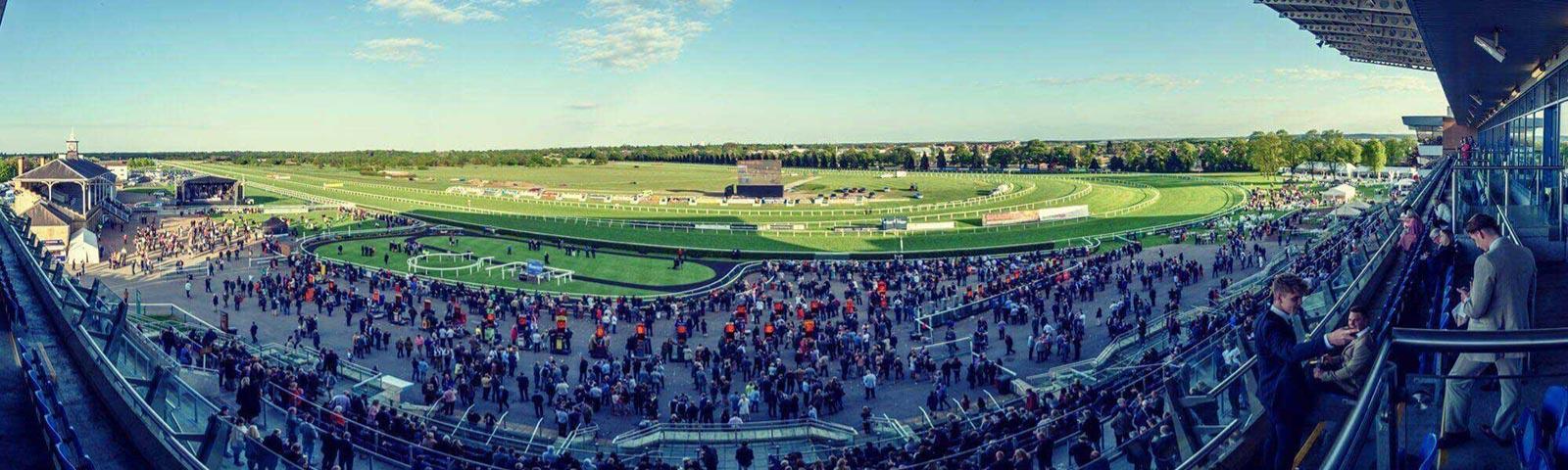 A wide angle shot of Doncaster Racecourse on raceday
