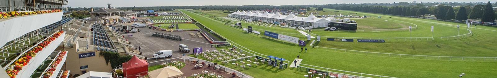 A panoramic view over Doncaster Racecourse.