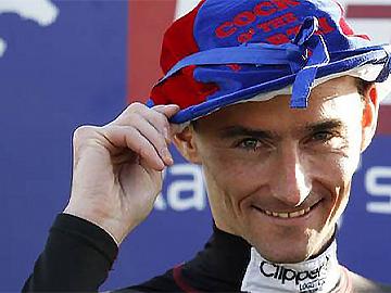 Daniel Tudhope tipping his hat at his win